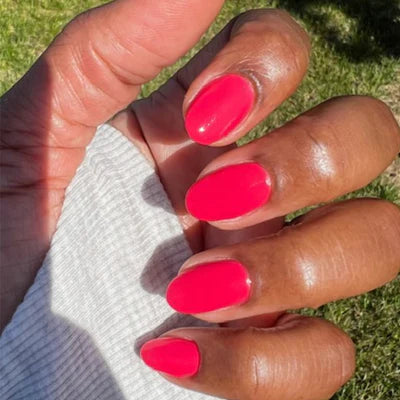 <p>"My nails grew and got stronger in 3 days. I love my results!"</p>