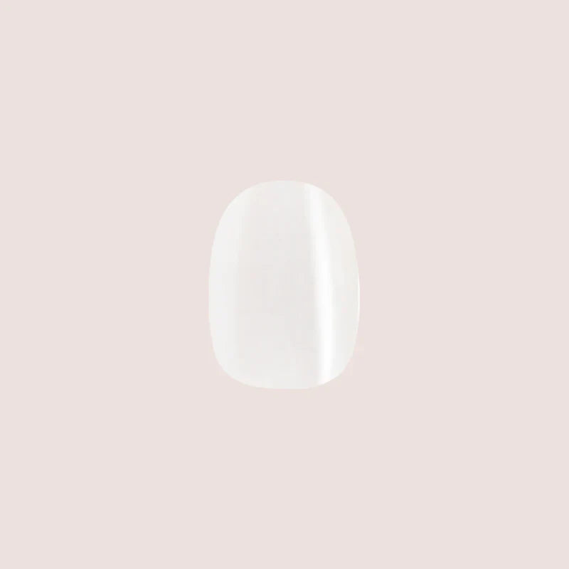 White Chrome - Press-On | Extra Short | Round